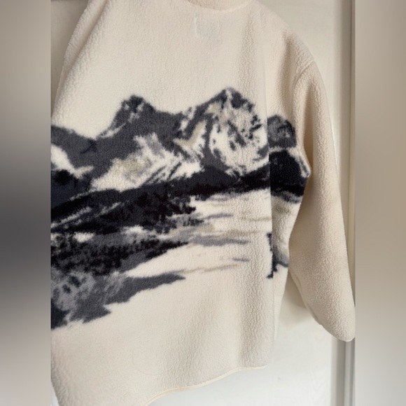 Old Navy Sherp 1/4 Zip Polar Bear - Picture 6 of 10